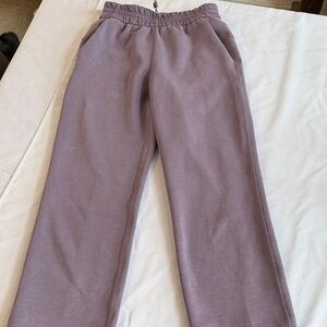 Lululemon Softstreme High-Rise Straight-Leg Cropped Pant